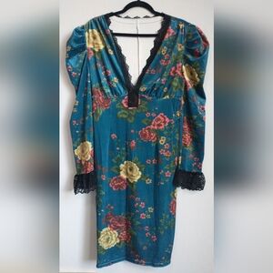 Floral Puff Sleeve Midi CrusheVelvet Dress with Lace Trim Sexy Sleek Cute Large